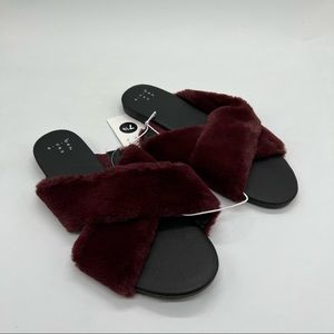 A New Day Slippers Crossover Burgundy Slipons Fuzzy NWT